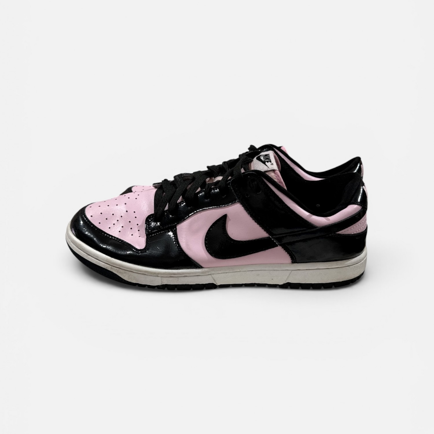 Nike Dunk Low “Pink Patent” / Pre-Owned